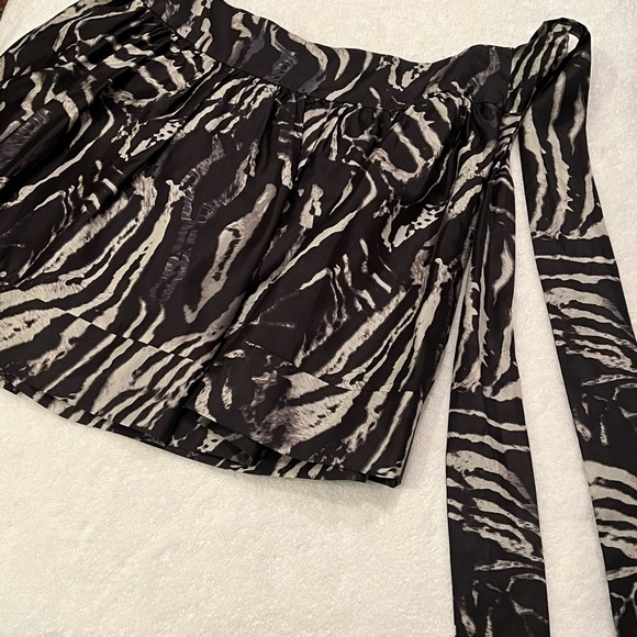 Zebra print Mini Skirt - Picture 5 of 5